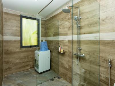 Alina Retreat - Housity