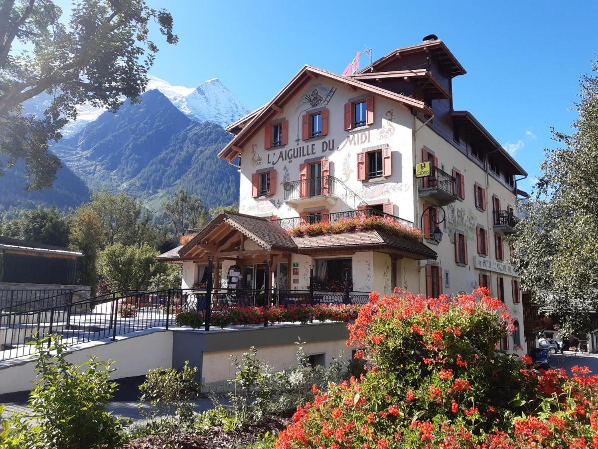 Vue générale sur la montagne ou vue sur la montagne depuis l'hôtel