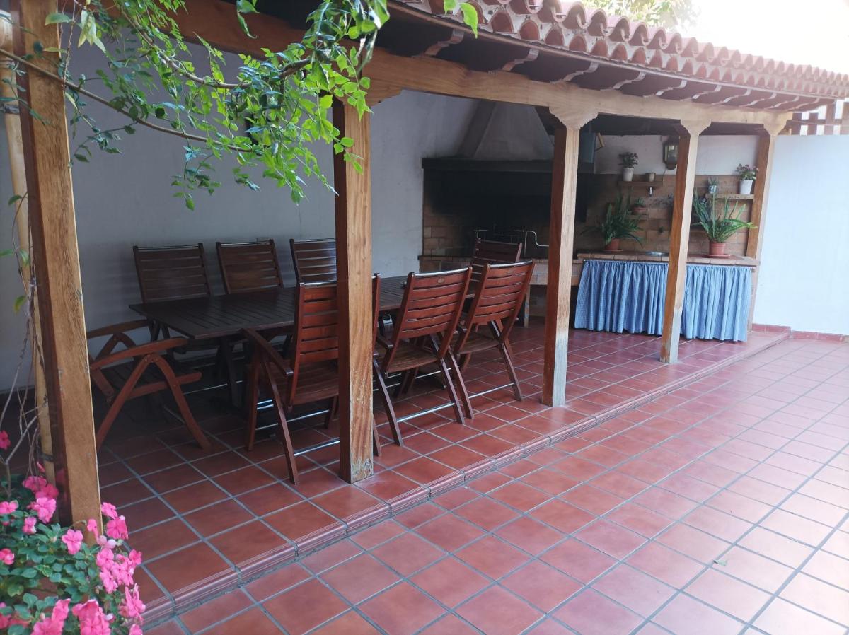 Villa Old Peak - Housity