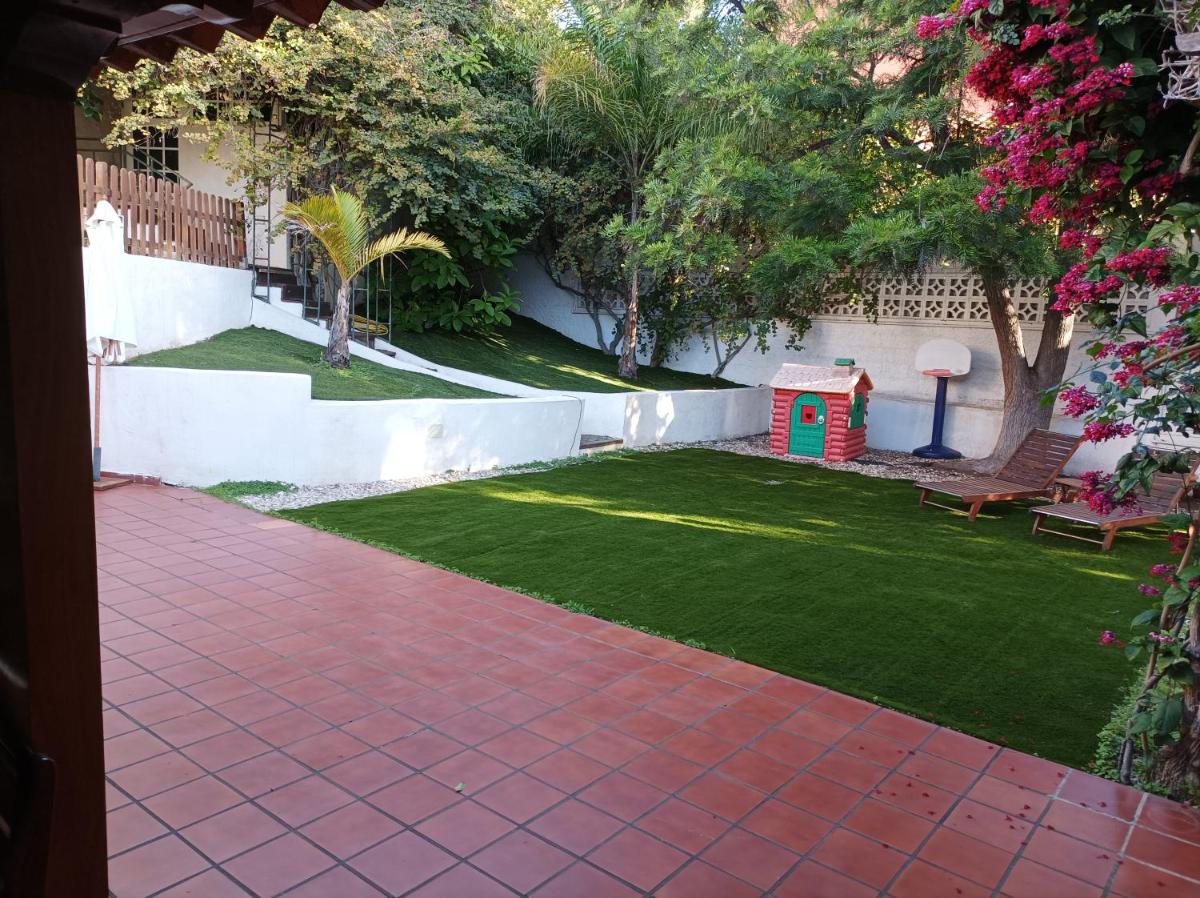 Villa Old Peak - Housity