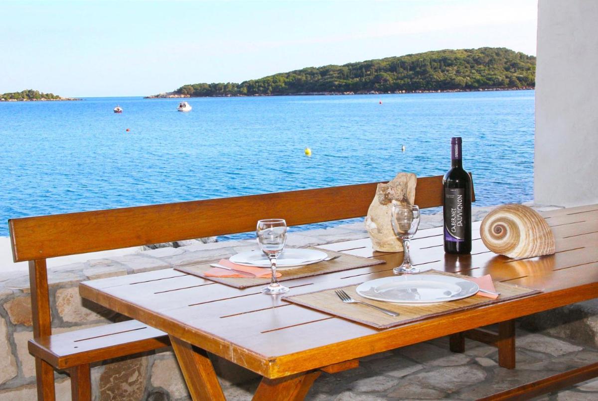Apartments Miovic - Housity