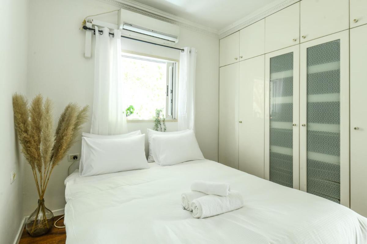 Stylish And Modern 3br Telaviv Apartment - Housity