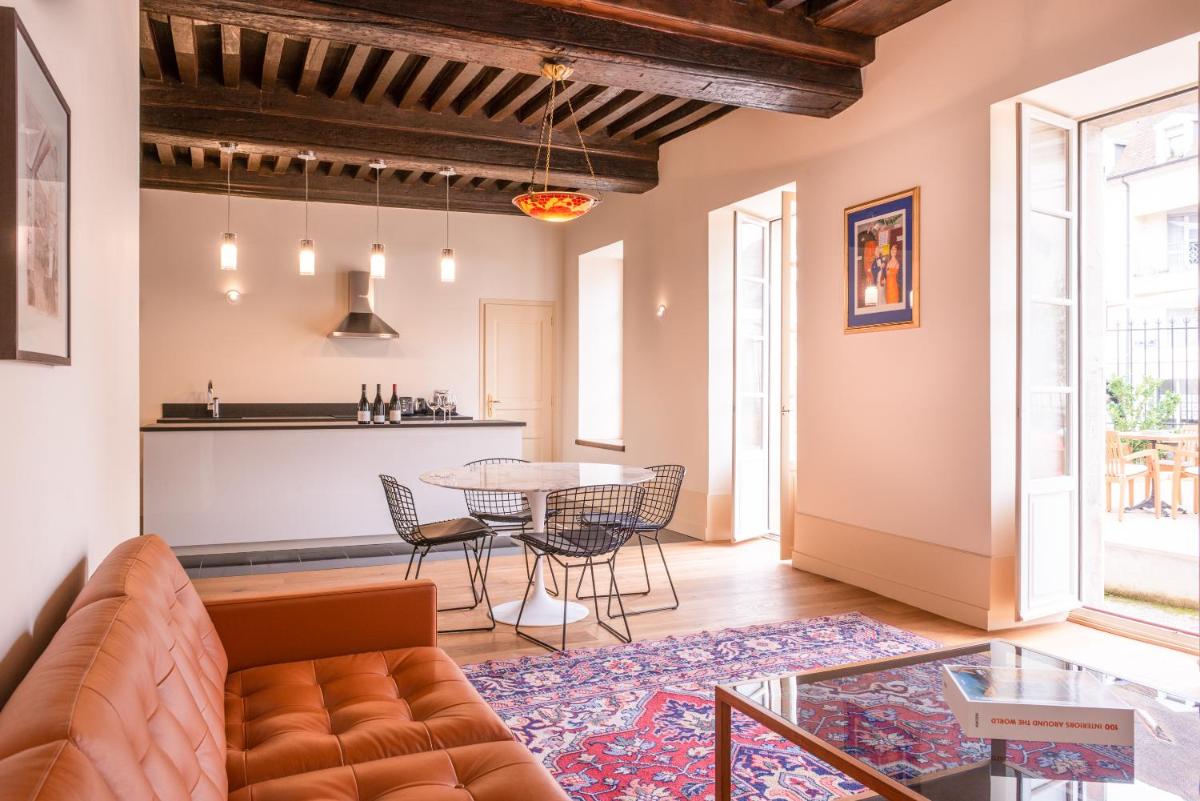 Coin salon dans l'établissement L'Hôtel