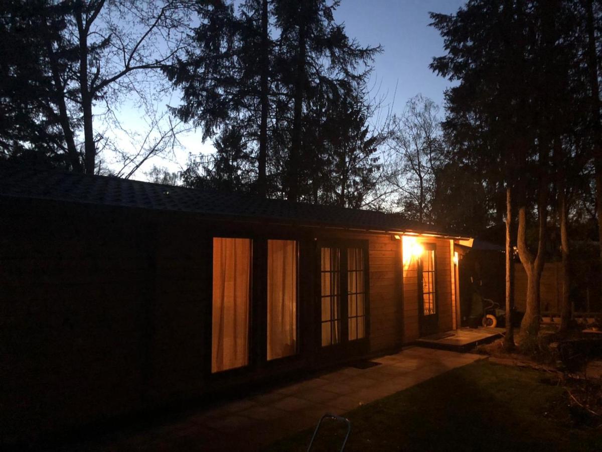 3 slaapkamer blokhut met opgemaakte bedden - Housity