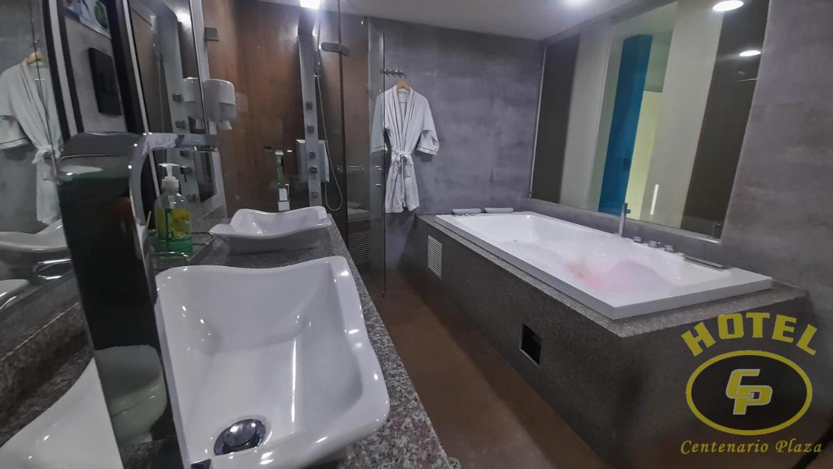 Suitetrails - Hotel Centenario Plaza