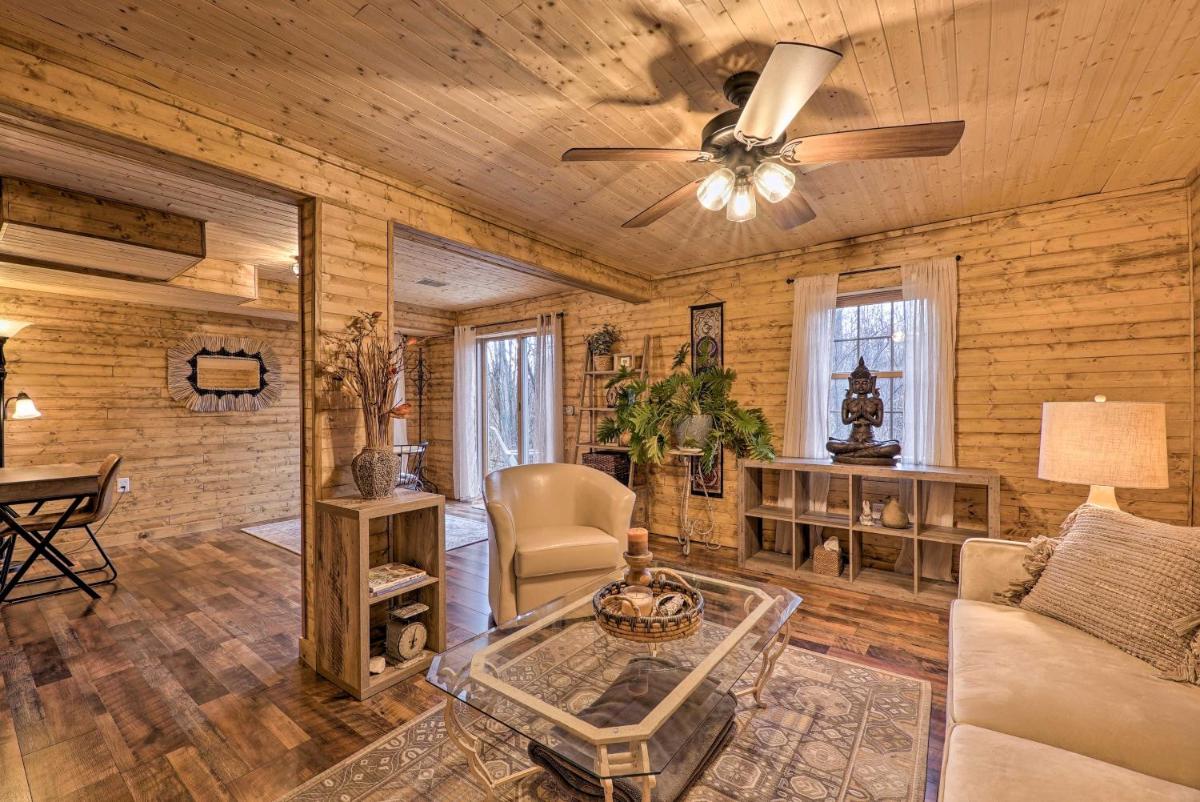 Charming Log Cabin at Double JJ Ranch Resort! - Housity