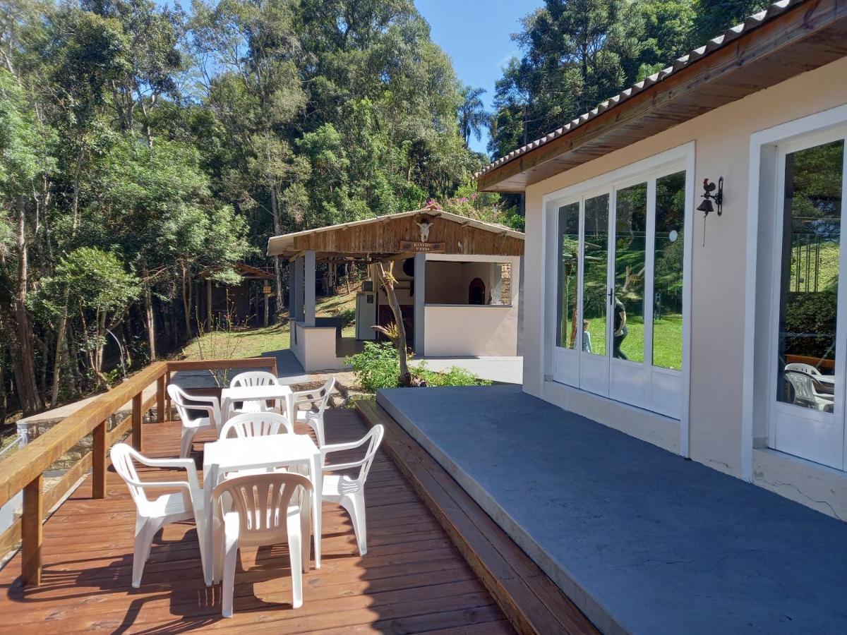 Chácara represa Cachoeira - Housity