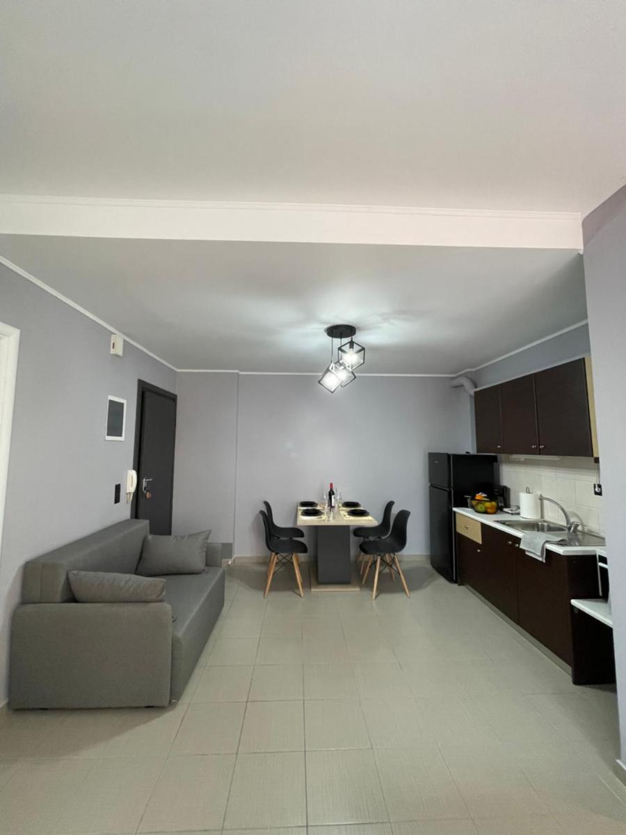 Suitetrails - Vasiliki Apartments