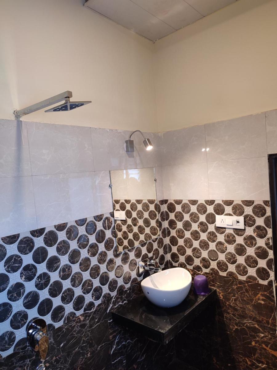 Hotel Vijayshree - Housity