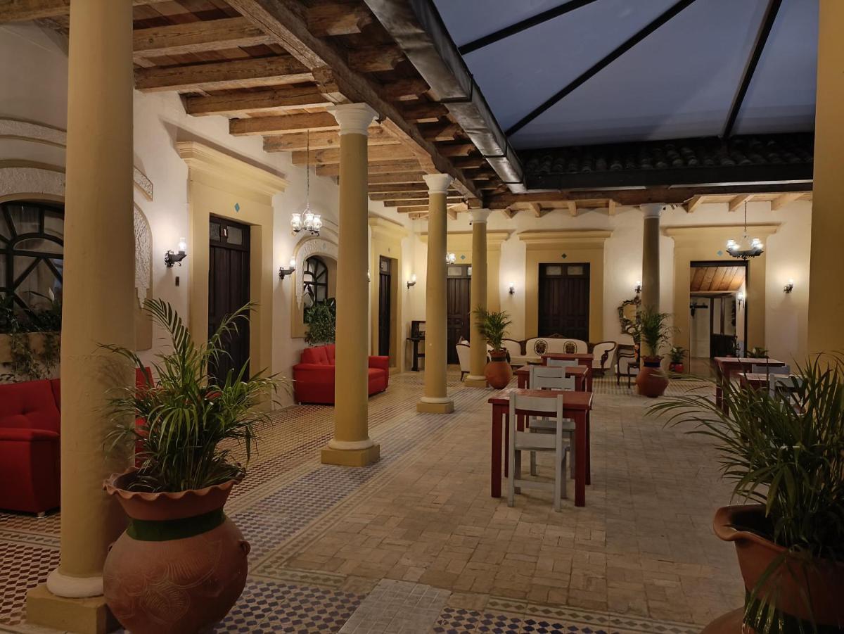 Hotel la Capilla - Housity