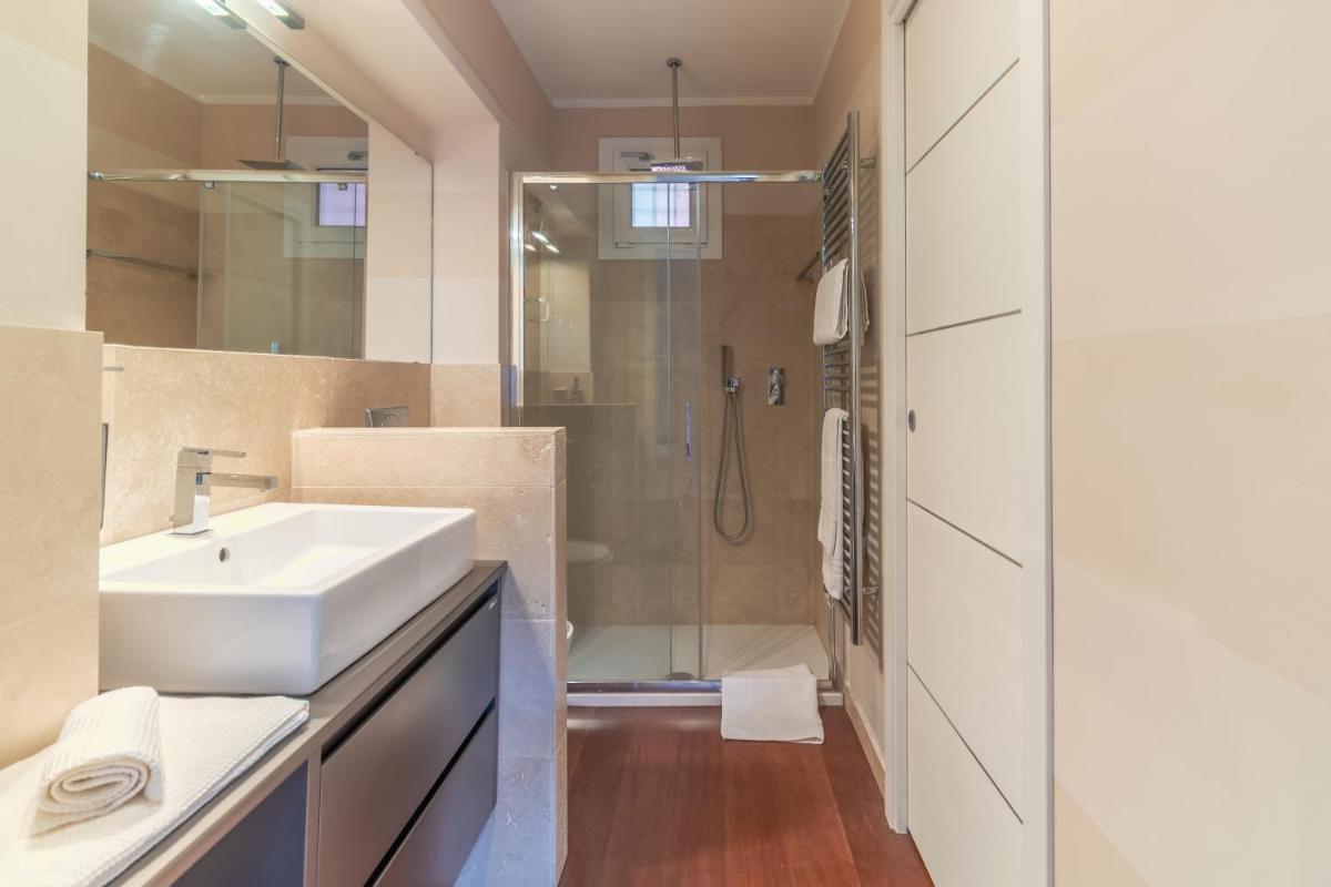 Lux by PortofinoHomes - Housity