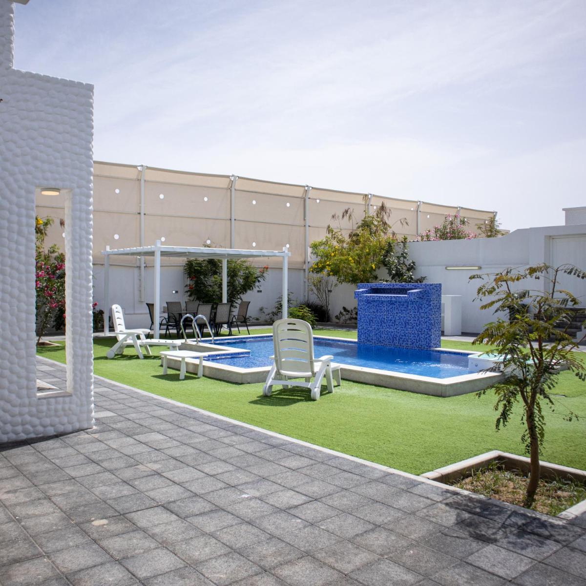 THE POOL VILLA - TANUF - Housity