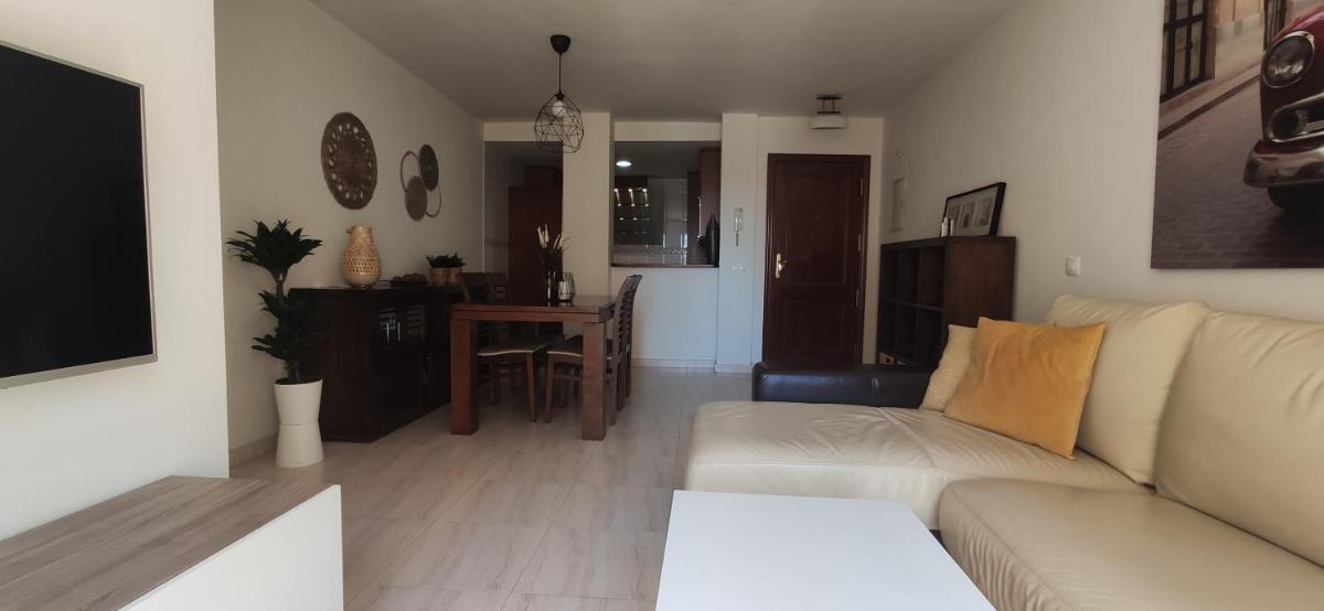 Huelin House Beach and Sun, con parking y a 500 metros de la playa - Housity