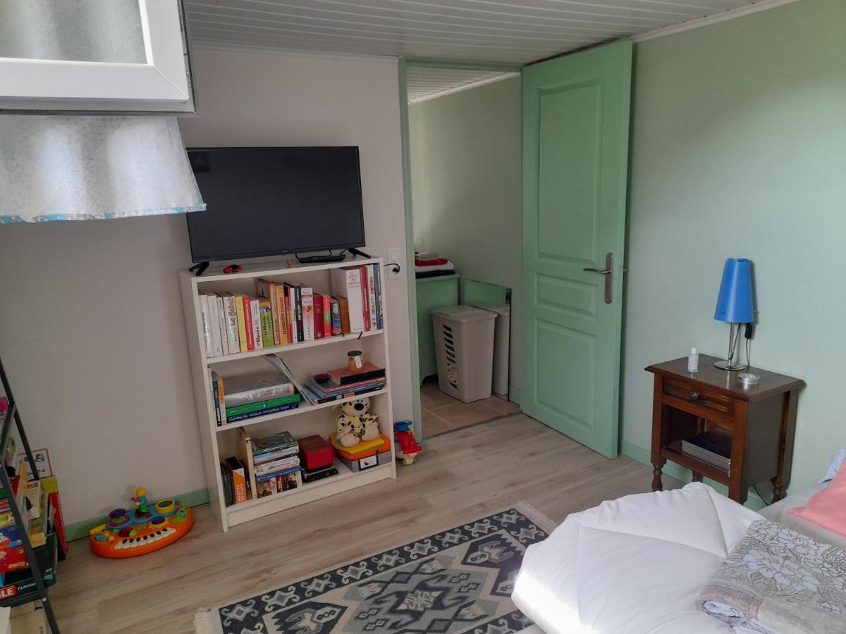 Halte à Veyrac - Housity