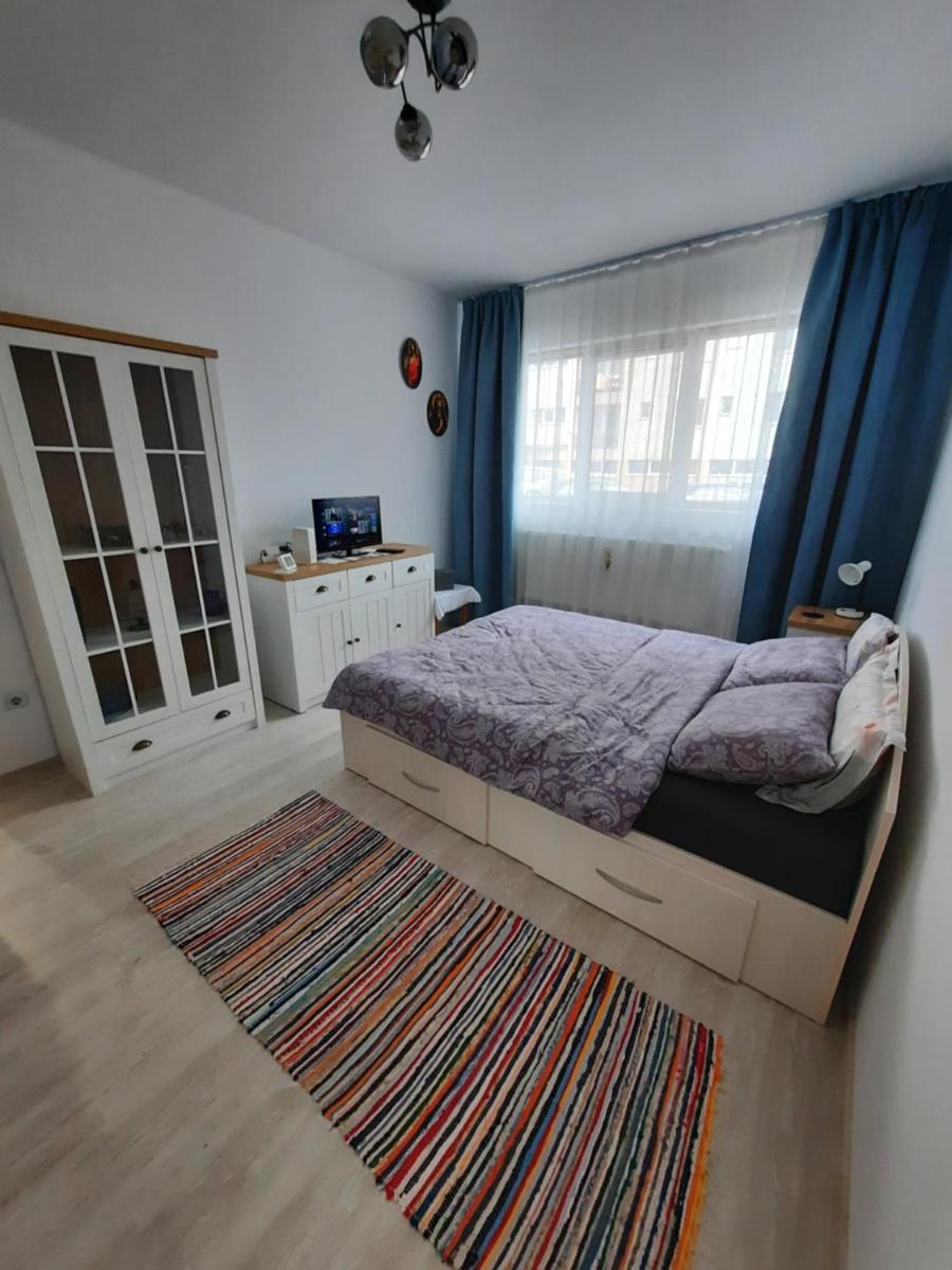 Garsoniera ipotesti - Housity