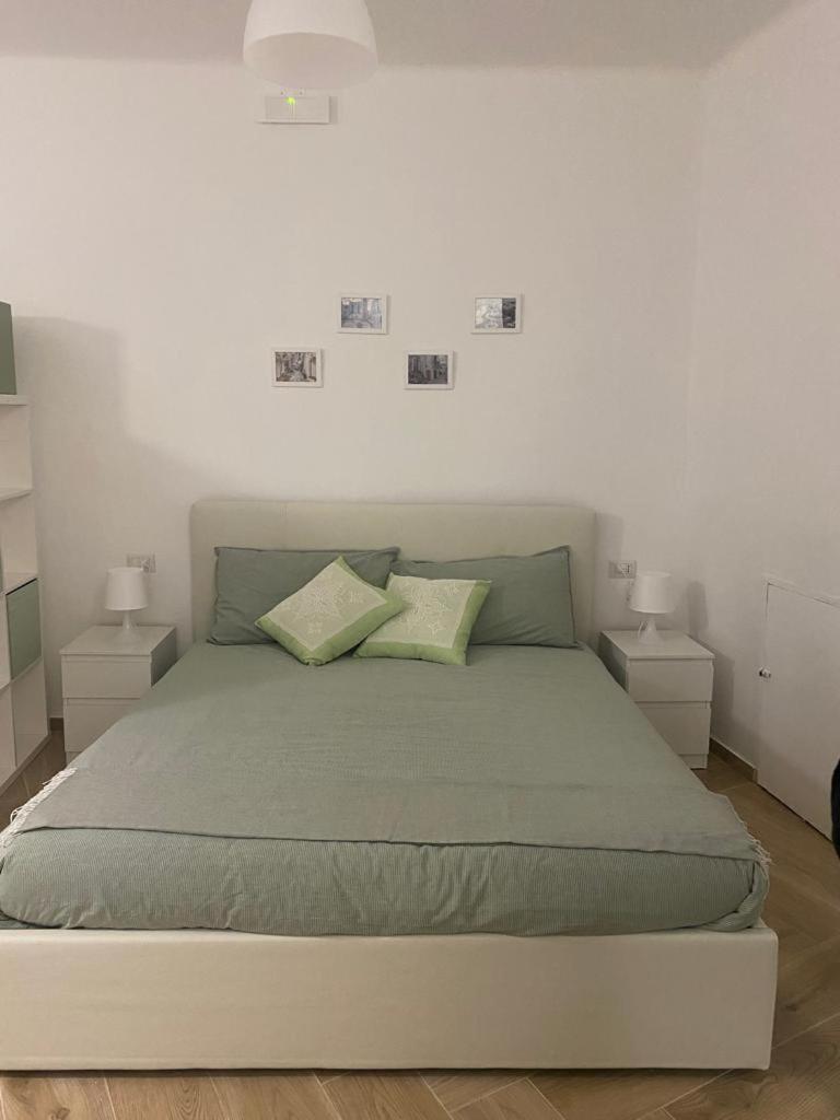 Antica noci - Housity