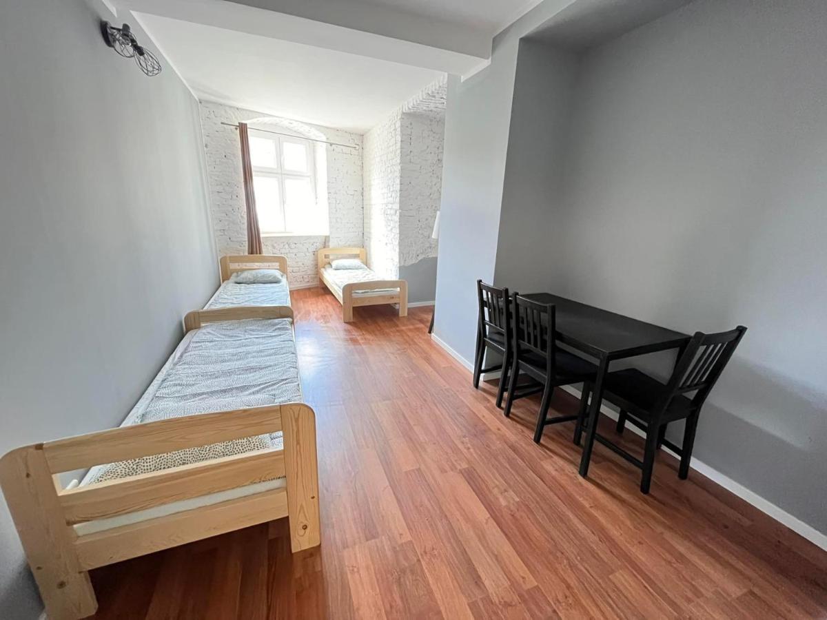 Hostel WOKU - Housity