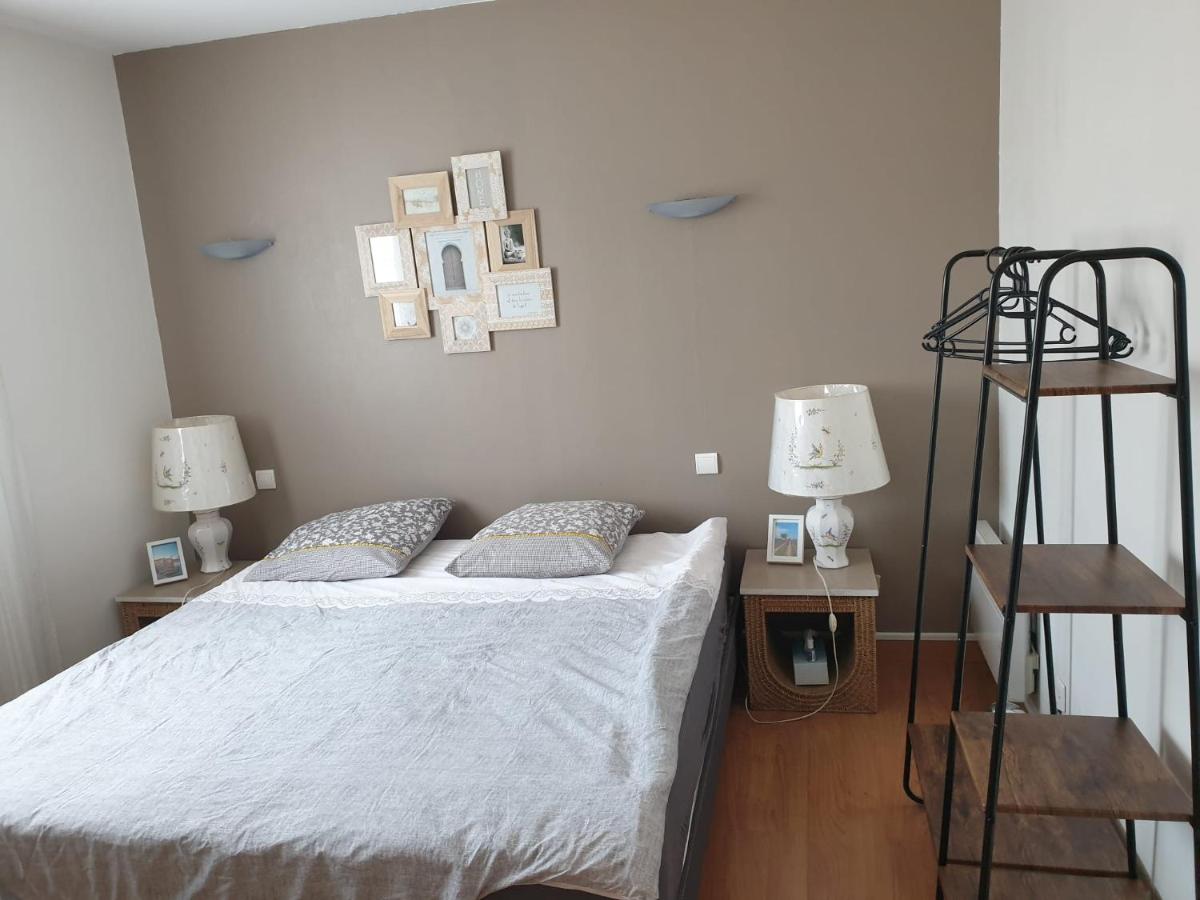 Suitetrails - Chambre en Provence dans villa avec piscine
