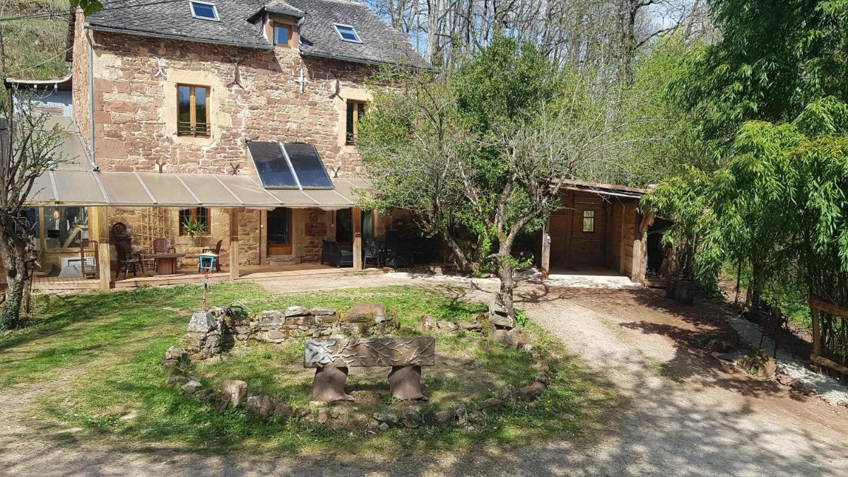 maison isolée dans les vignes et les bois - Housity