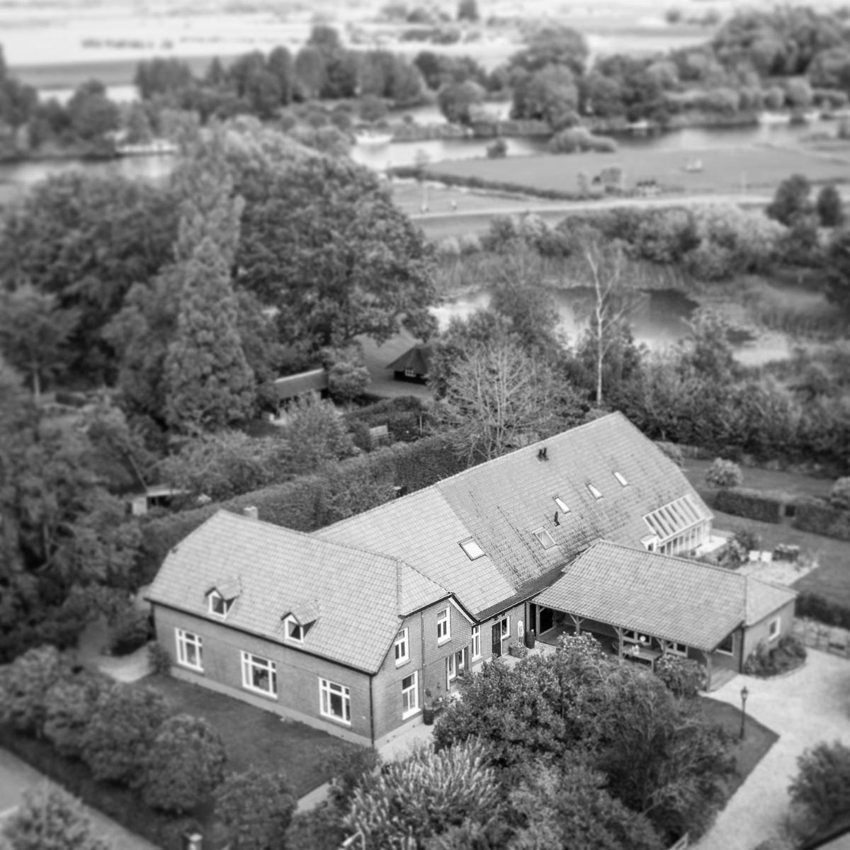 Bed and Breakfast 'Wij en de Zande' - kamer met vide - Housity
