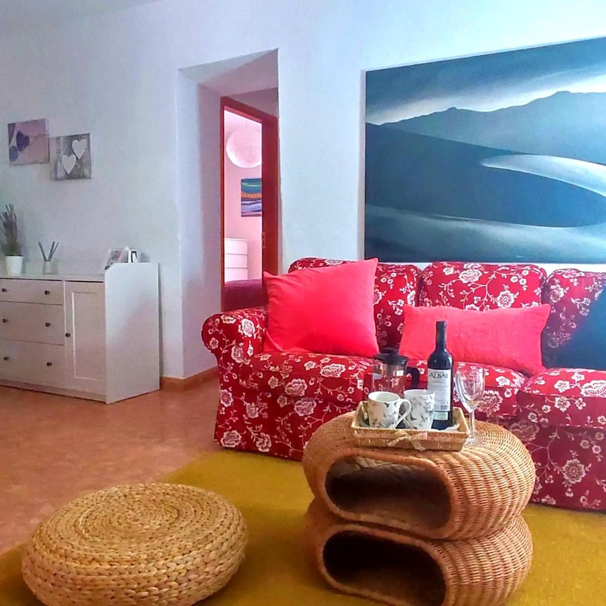 Casa Nela. Rural y acogedora en Las Puntas El Hierro - Housity