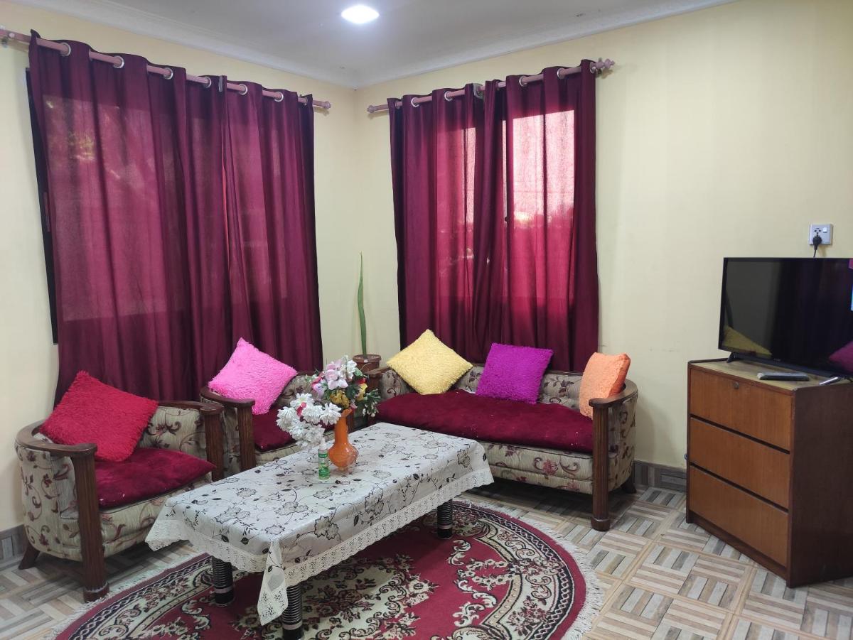 Baral Homestay - Housity