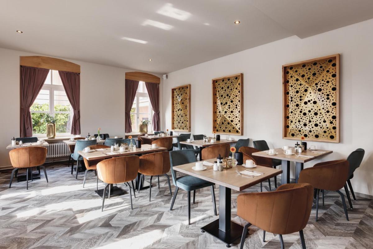 Hotel DAS BISCHOF - Housity