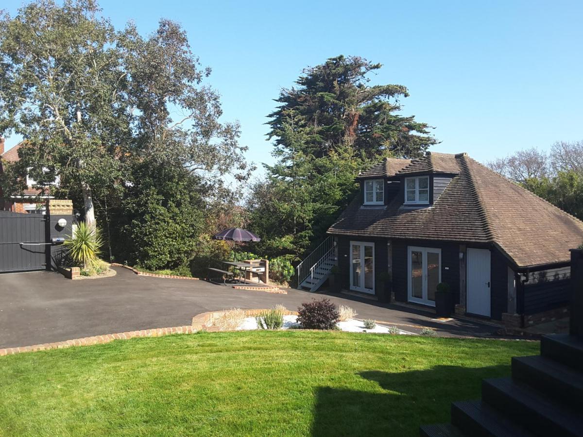 Spring cottage - Housity