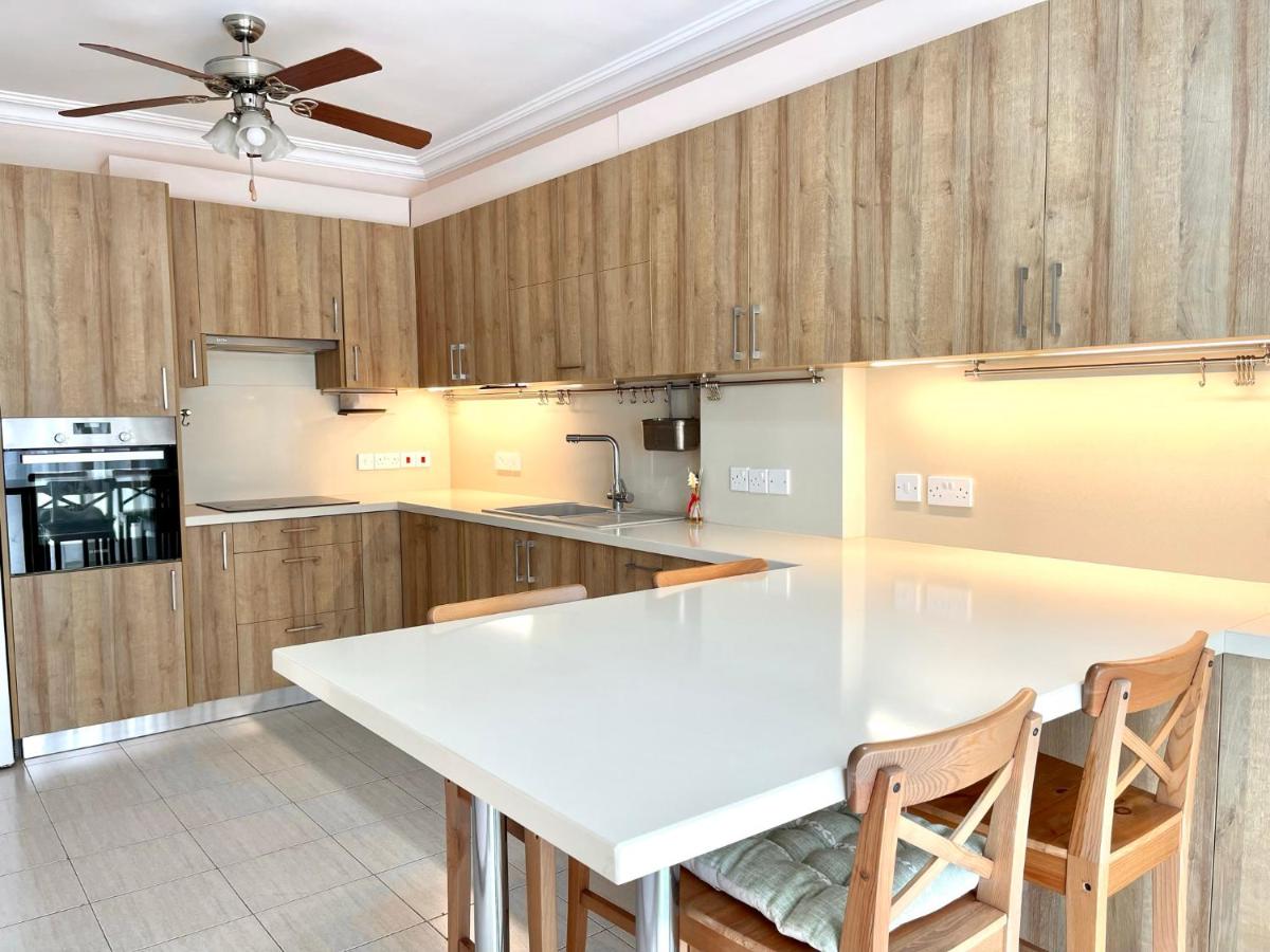 100 m to the beach Sea La Vie 3 bedroom Apartment - Housity