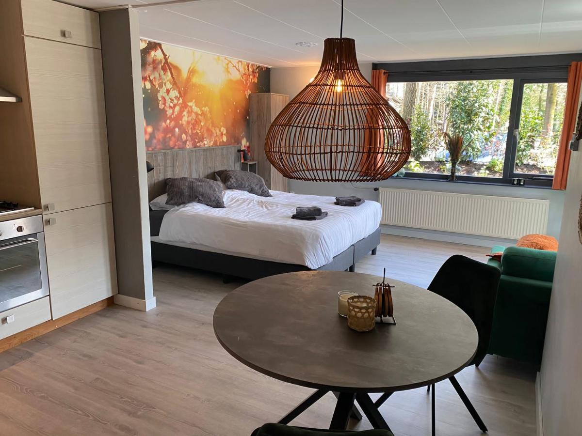 De Veluwse bos Lodge - Housity