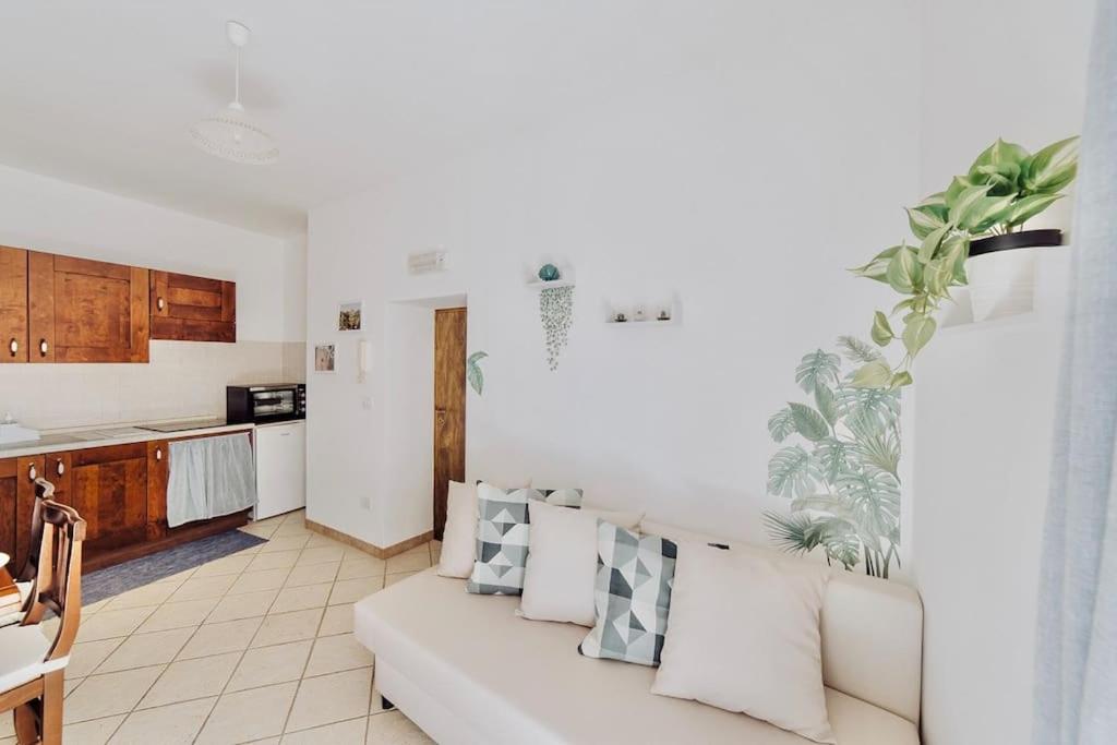 TORRE DALU' - a due passi dalla Spiaggia di Porta Vecchia, con Terrazzo privato e Netflix - Housity