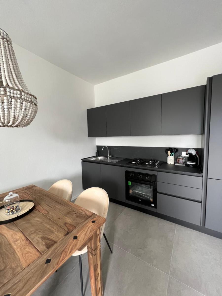 Suitetrails - Villa Torrione - Apartments & Pool