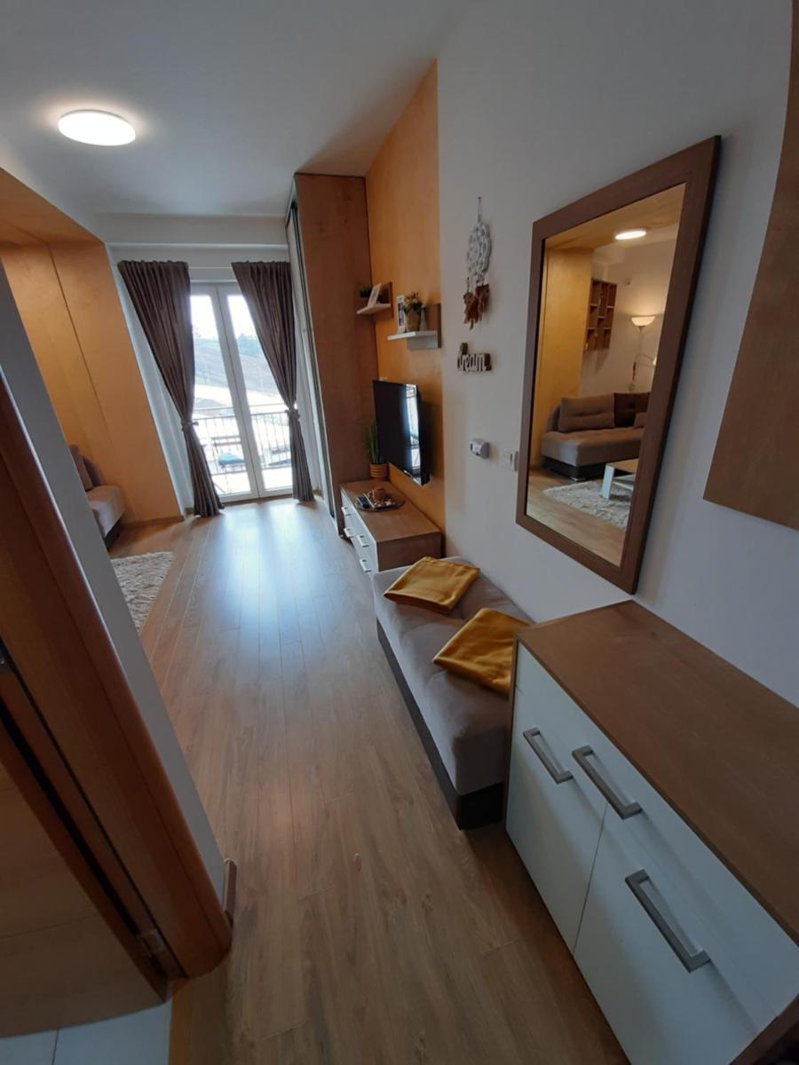 Avantura Studio - Housity