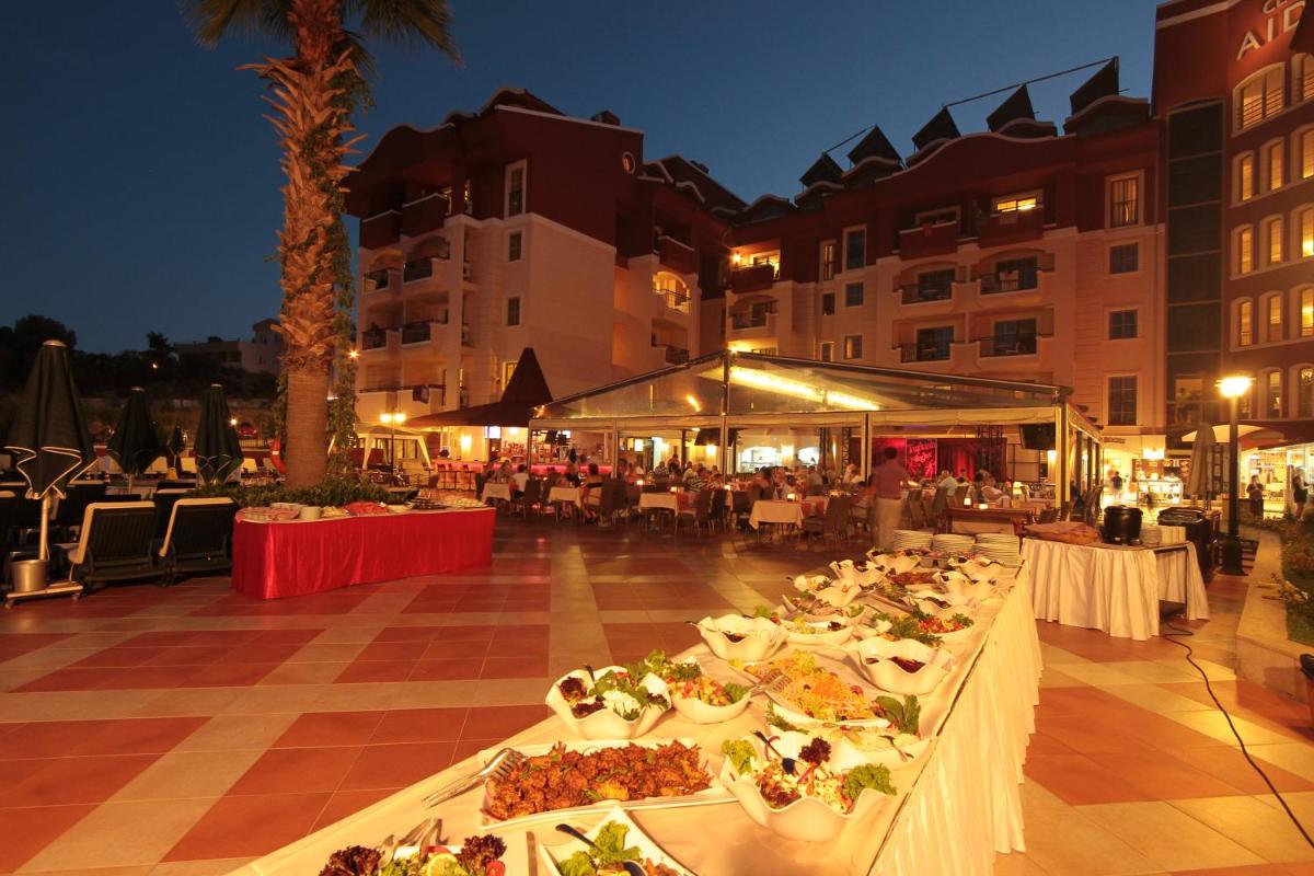 Club Aida - Housity