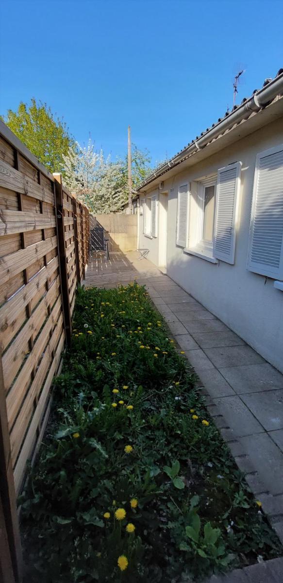 Charmante maison cosy T2 avec terrasse - Housity