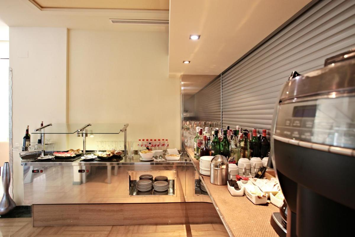 Bebidas en Sandos Monaco - Adults Only