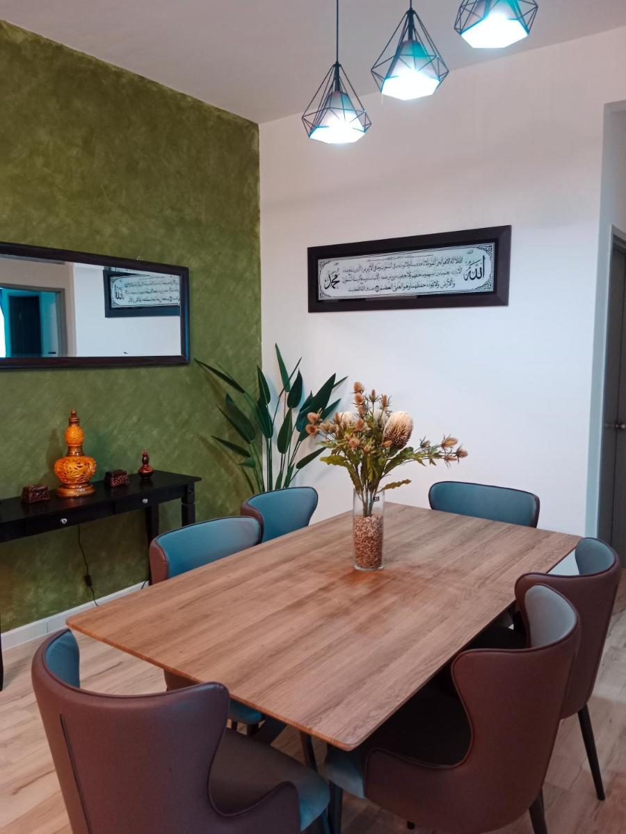 Muslim Apartment at Meru - Hizvo