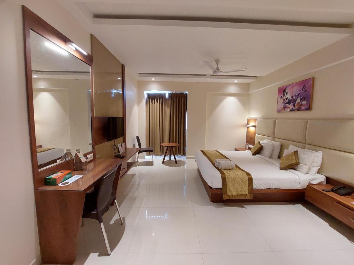 Hotel Tranquil Manipal - Housity