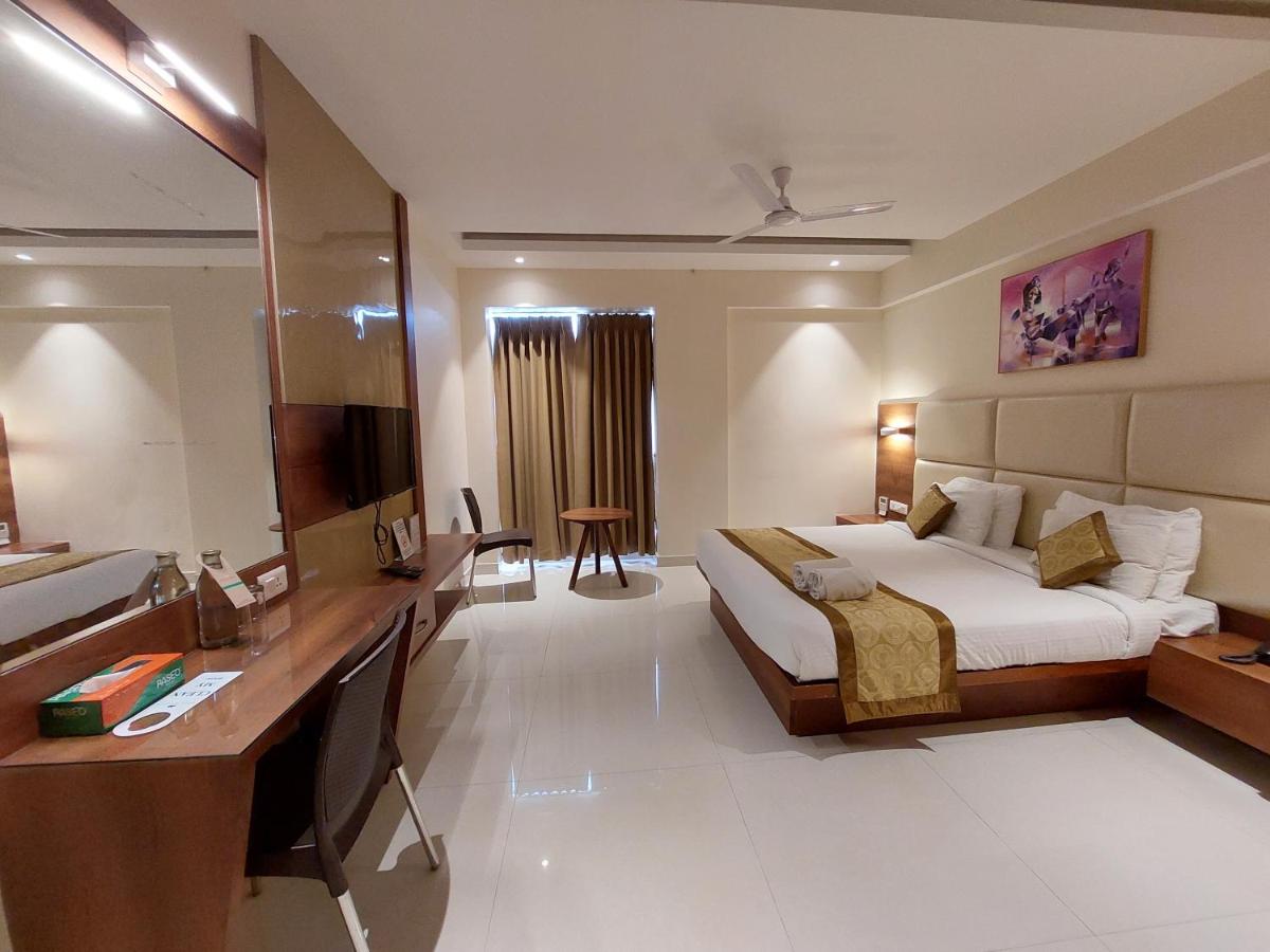 Hotel Tranquil Manipal - Housity