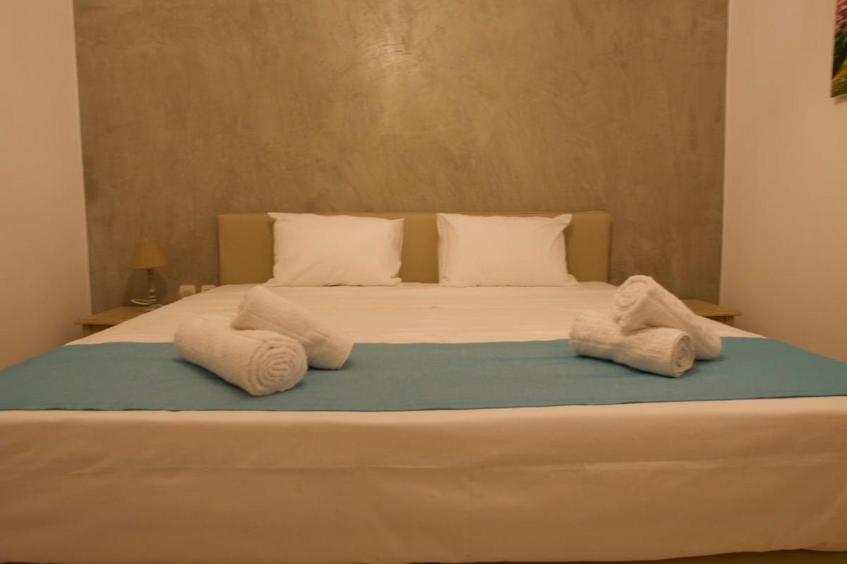 Grand House - Housity