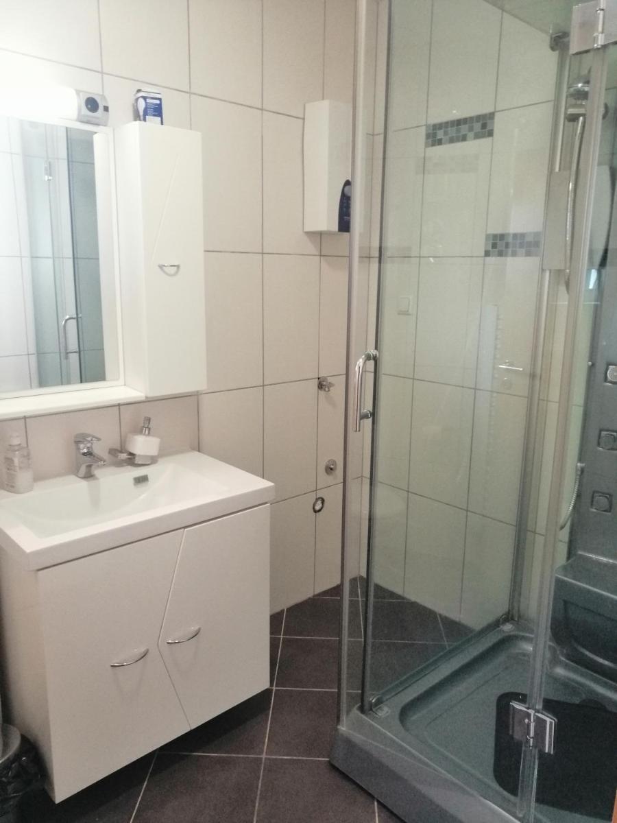 Apartmani Simic - Housity