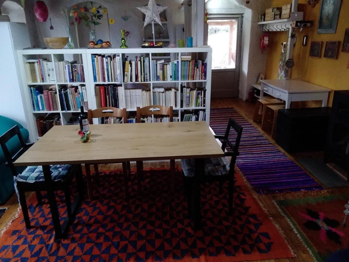 The Artist's House - Housity