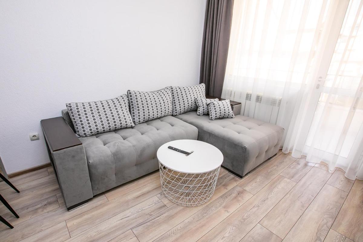 Paradise Apartment - Housity
