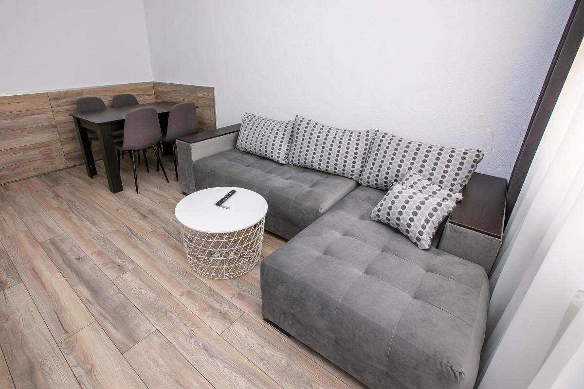 Paradise Apartment - Housity
