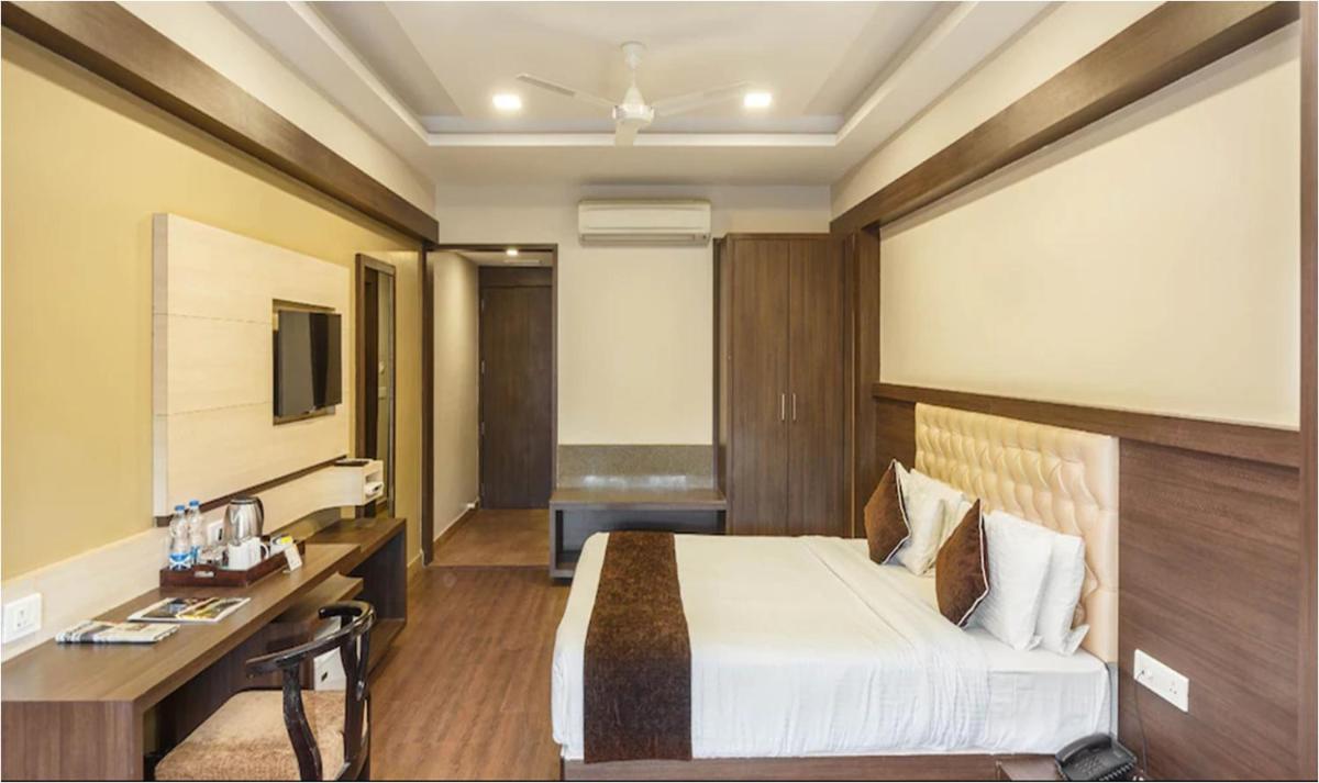 Hotel Rajwara Palace Jodhpur - Housity