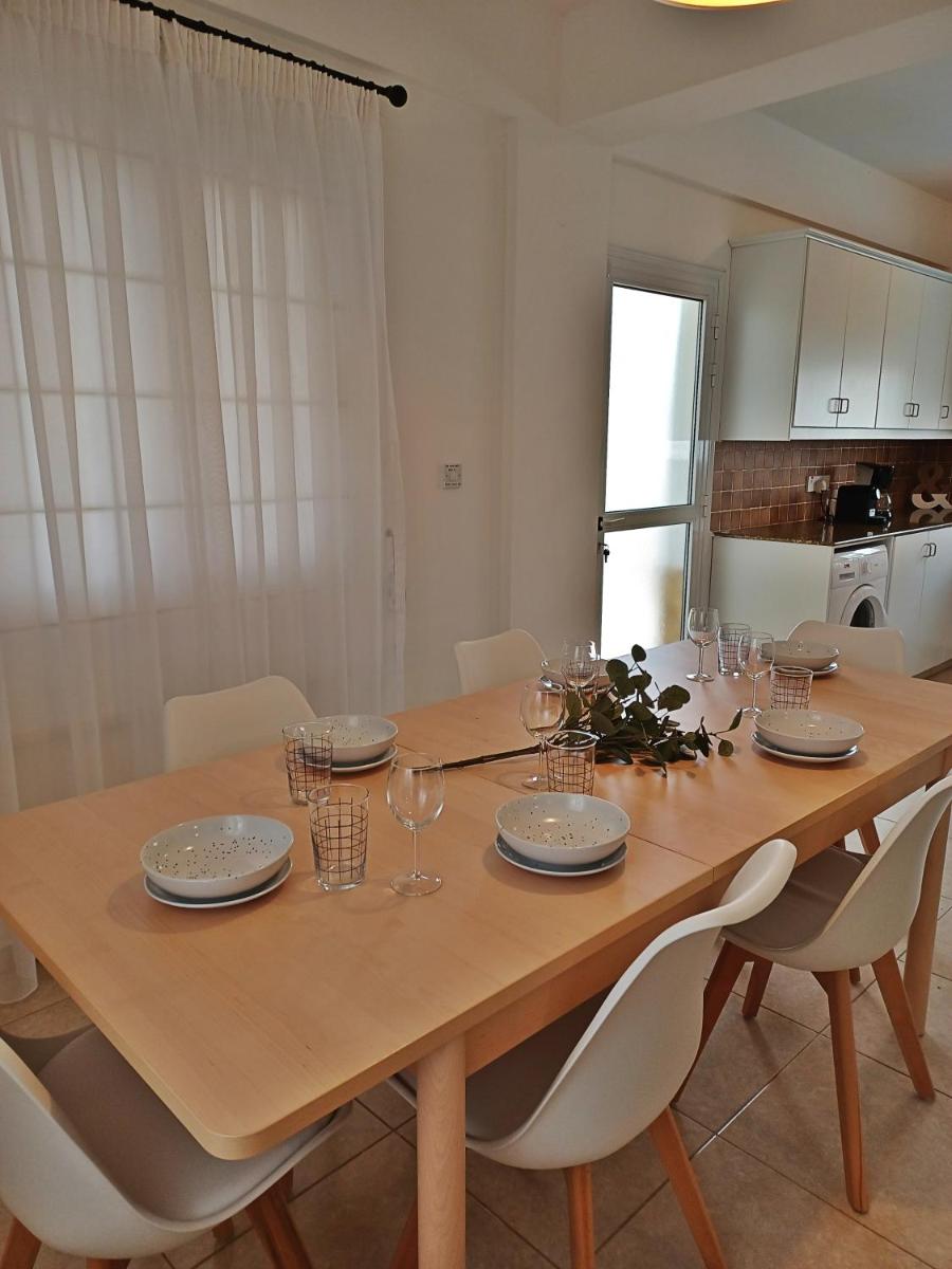 Protaras sea view Villa with private pool - Housity