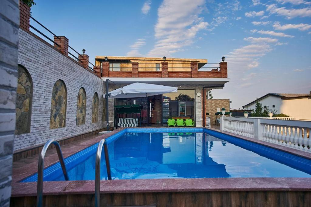 Hotel Antique - Housity