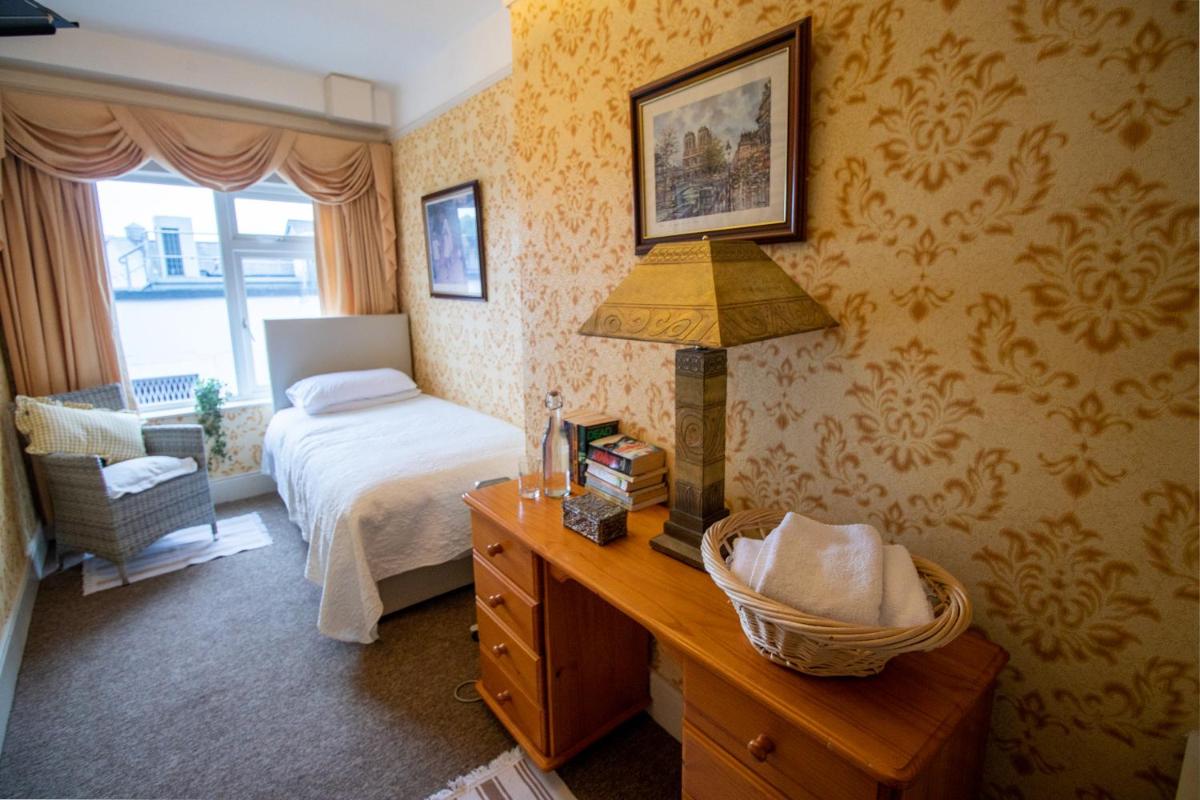 Ryan's Daughter B&B - Housity