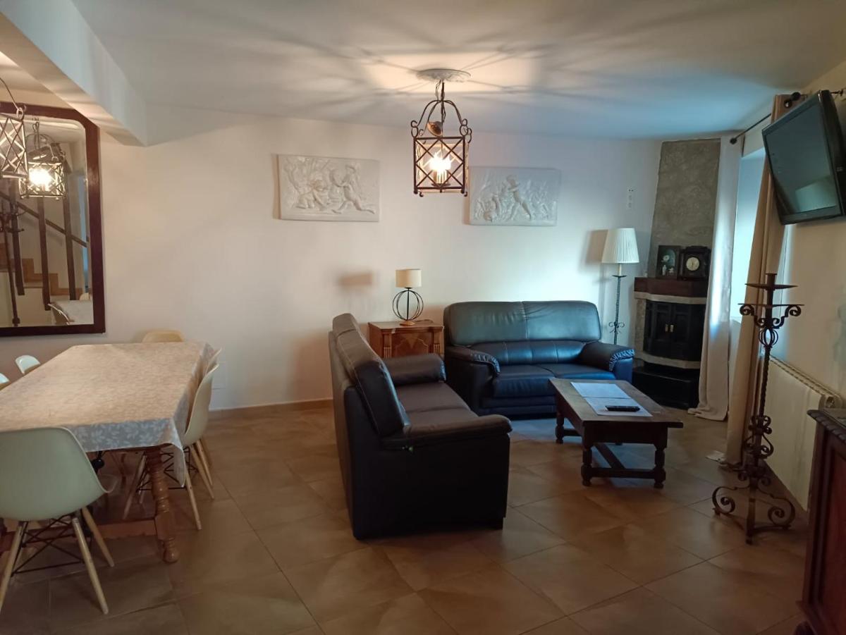 La Casa Verde en Sanabria de 4 habitaciones y 2 baños - Housity