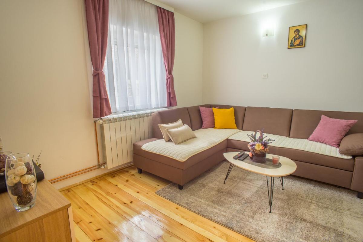 Vojinovic Apartman - Housity